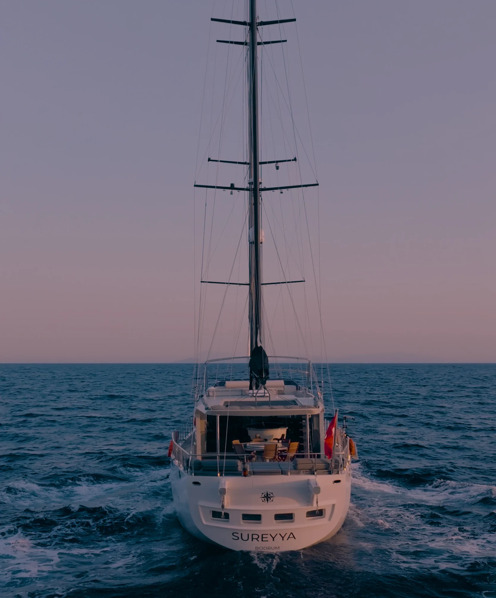 COLOR.00_00_35_02.Still022